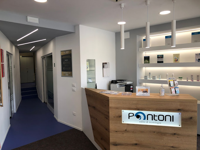 L'interno del centro Pontoni di Rovigo